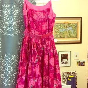 Vintage soft cotton party dress with belt.